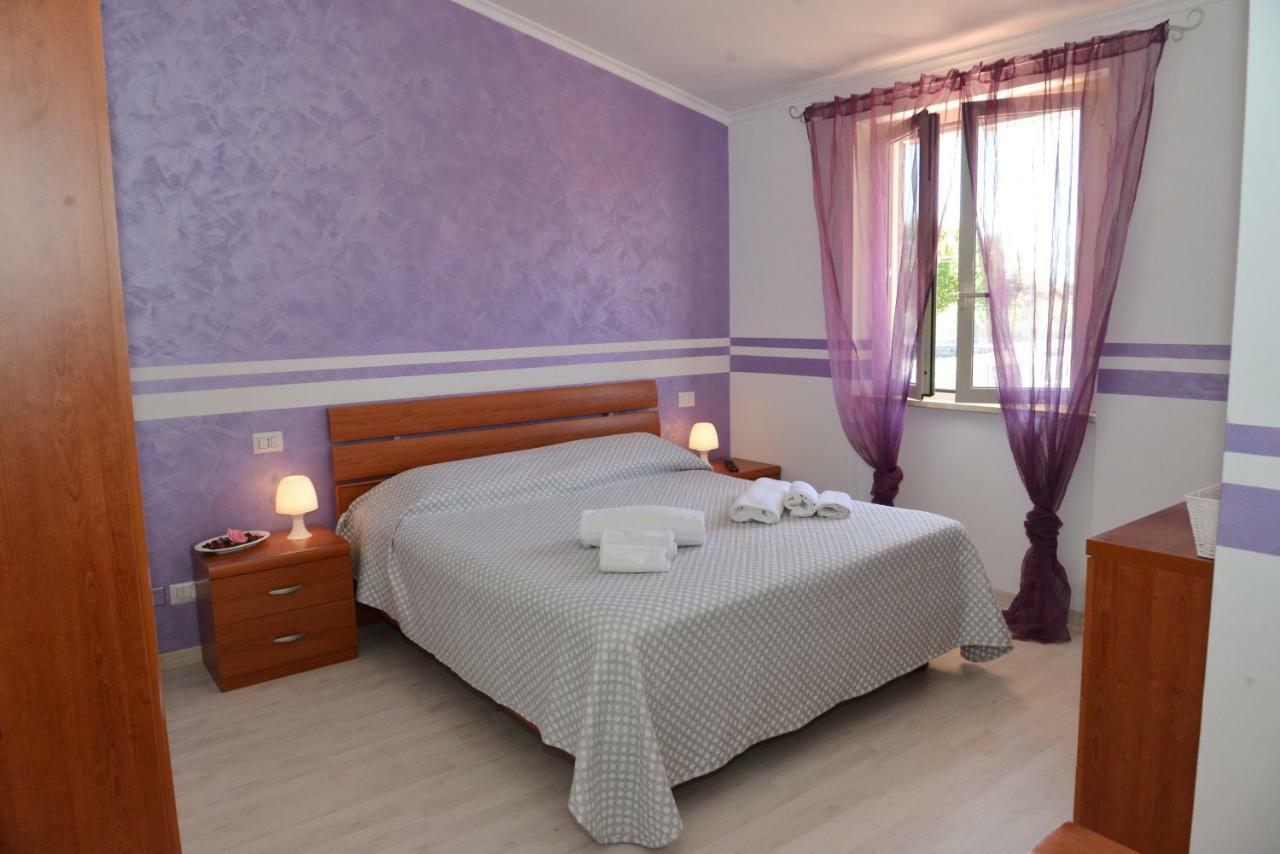 I Villini Affittacamere Fiumicino Ngoại thất bức ảnh