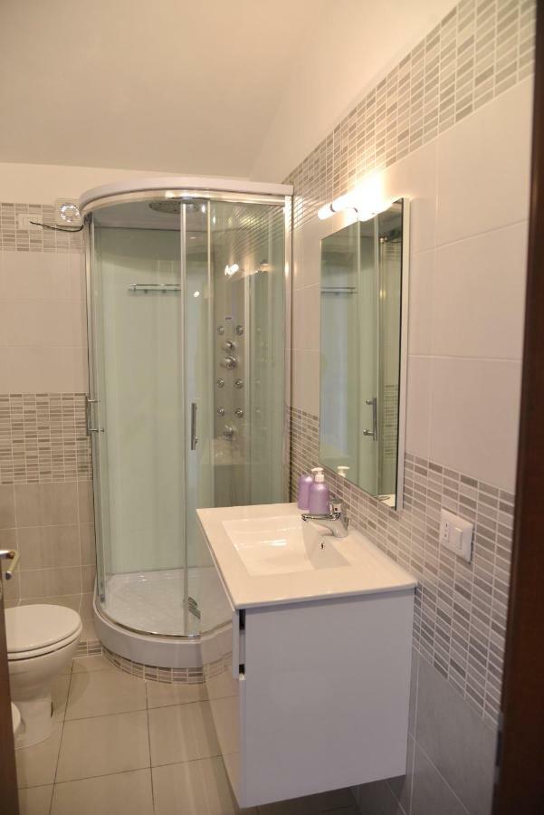 I Villini Affittacamere Fiumicino Ngoại thất bức ảnh